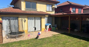 Cod. 630 Venta Casa. Valle La reserva Isla de Maipo.